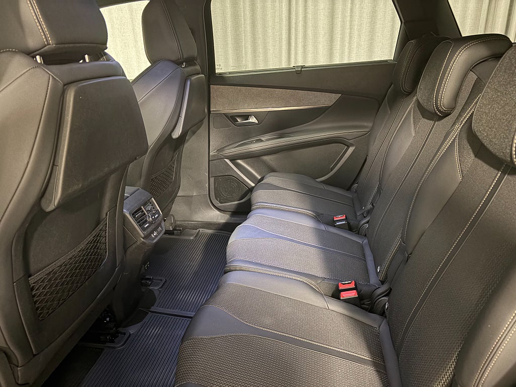 Car Image car-84299-8736bea2d74c668717d2b972354577b5