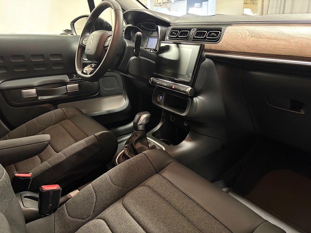 Car Image car-84317-cb657e8caa57f26cdf2270bf92fc5dea