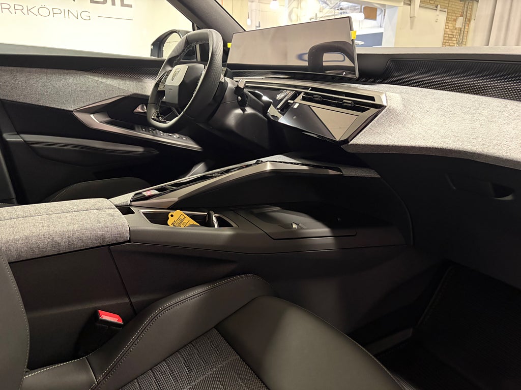 Car Image car-84332-da9d5205f9d12715893ec7e972bc6ab4