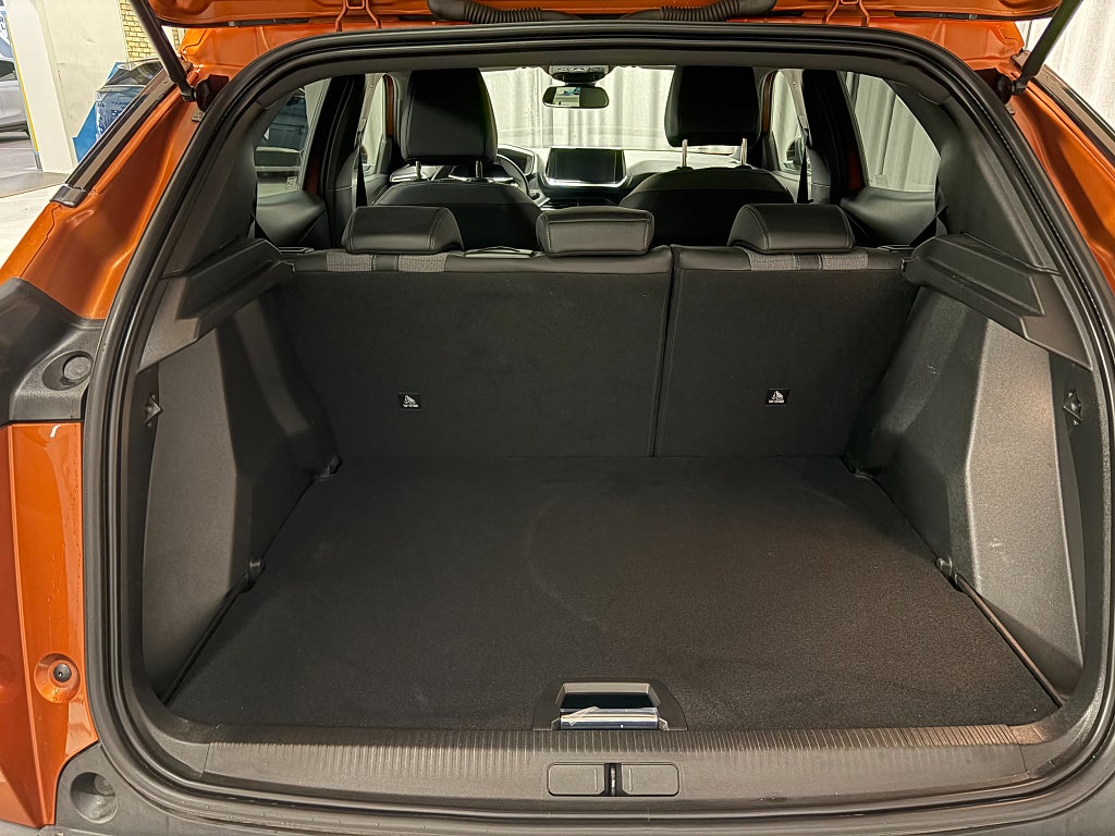 Car Image car-84410-11fc172539faa05194e88f6b970db3d4