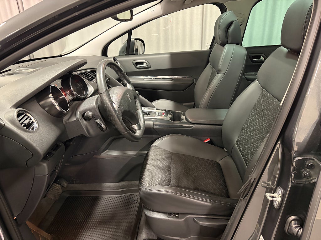 Car Image car-84426-e32100c9cb0b89fc2dc9a6a734f9abc8