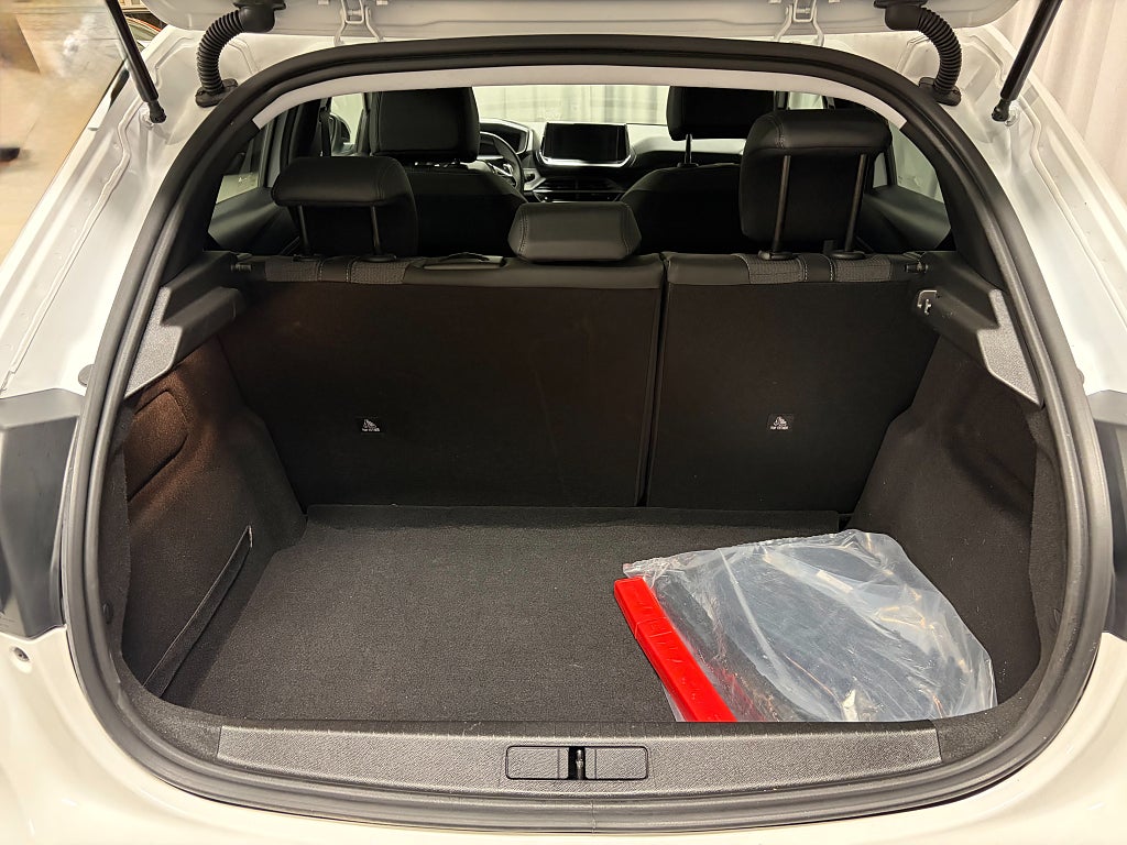 Car Image car-84516-55e296b28a7f370d6ff98ea130b03fcd