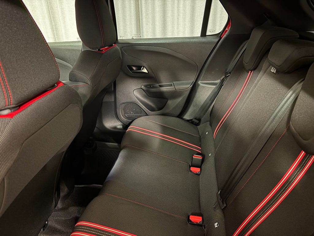Car Image car-84532-ff0fba181492505e3b2f3be1d3ed3244