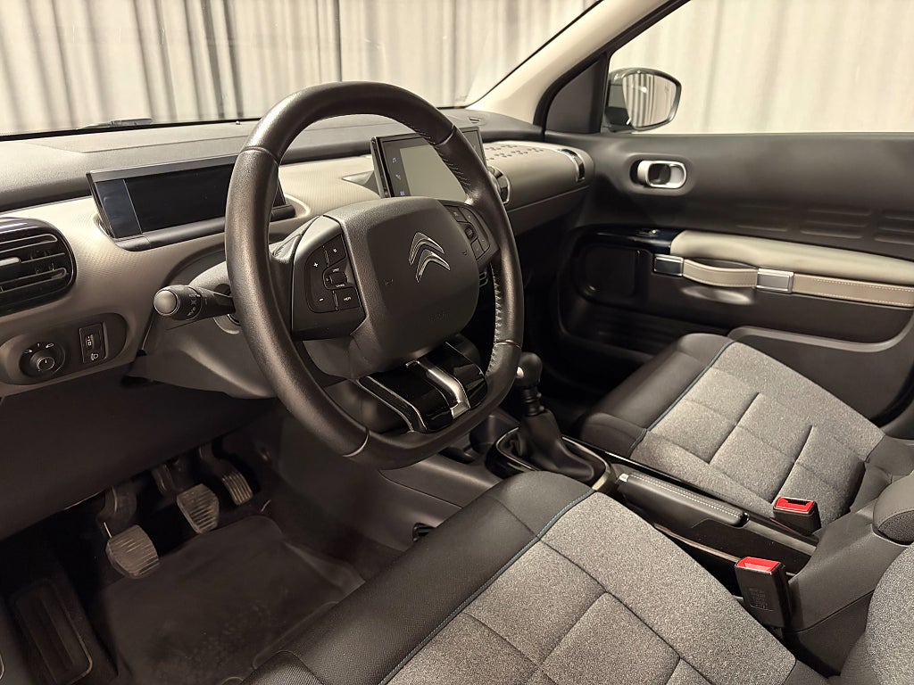 Car Image car-84553-2f109a75e85f5c26cad2c1e603ff0566
