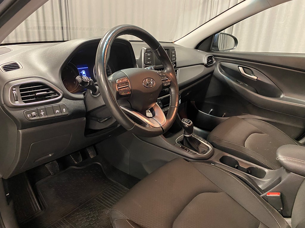 Car Image car-84677-2928206cc24bf2bc0385a1d9de6f4747