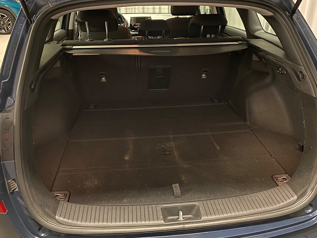 Car Image car-84677-7104f51f07b0b09a894cce262112f6f9