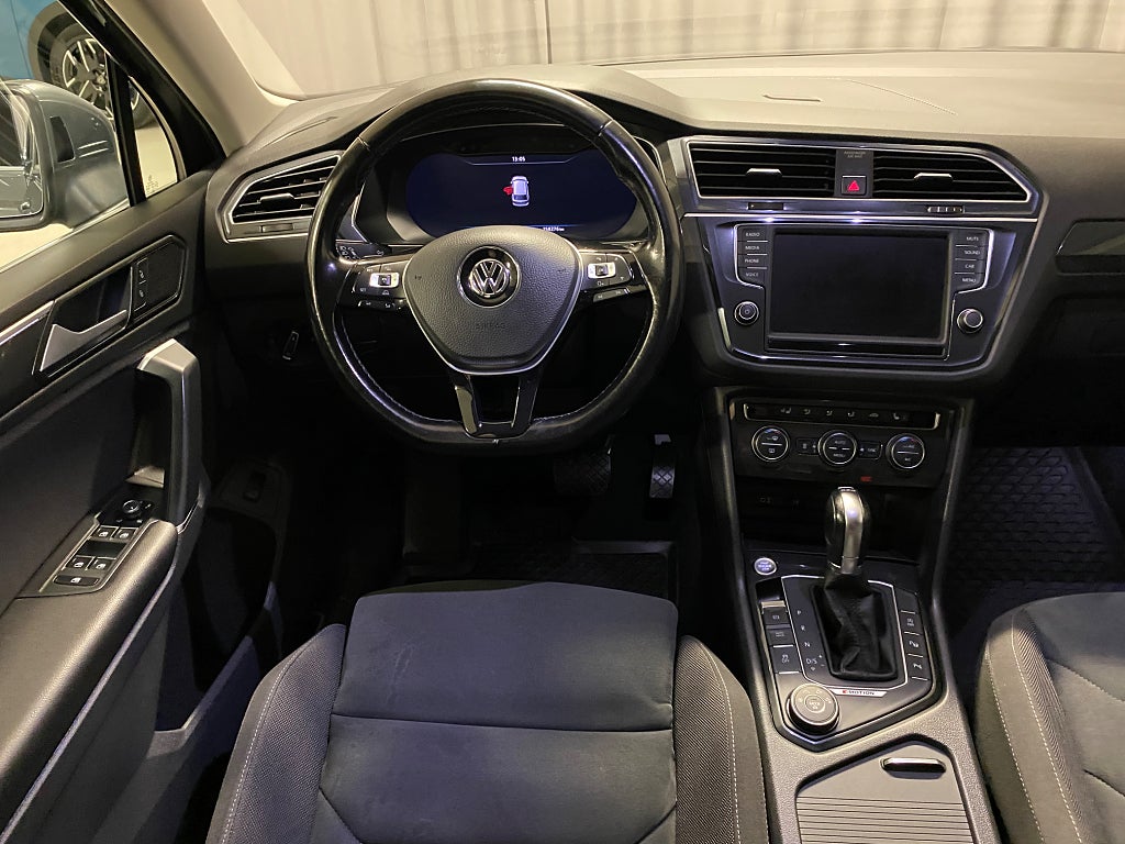Car Image car-84696-308357c4f617d4de8759f68e38af6964