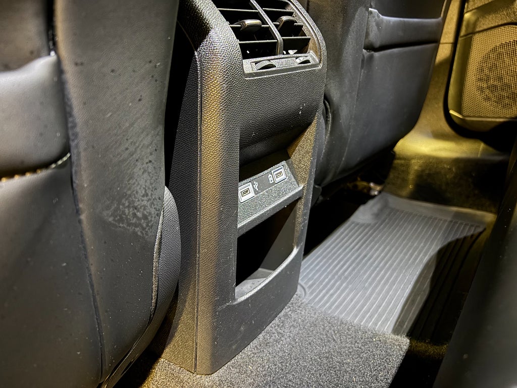 Car Image car-84735-60f28701a65cd282739b5aaf3d432591
