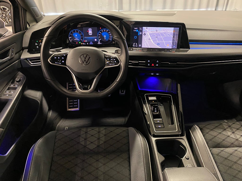 Car Image car-84794-808f7c1405d8481faab08ce4750f8624