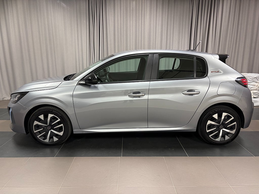 Car Image car-84870-7a6213dc4436bbe7faa17c6f3ea5f396