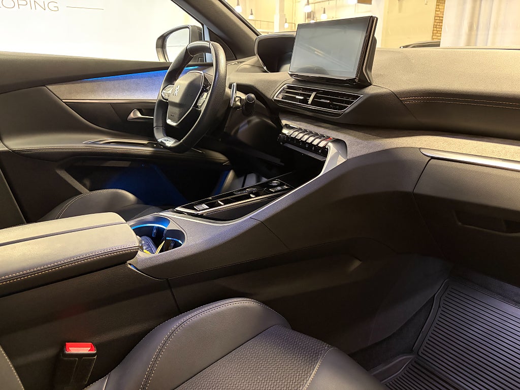 Car Image car-84975-9ccc1316911c72e62d5400c39aaa39cf