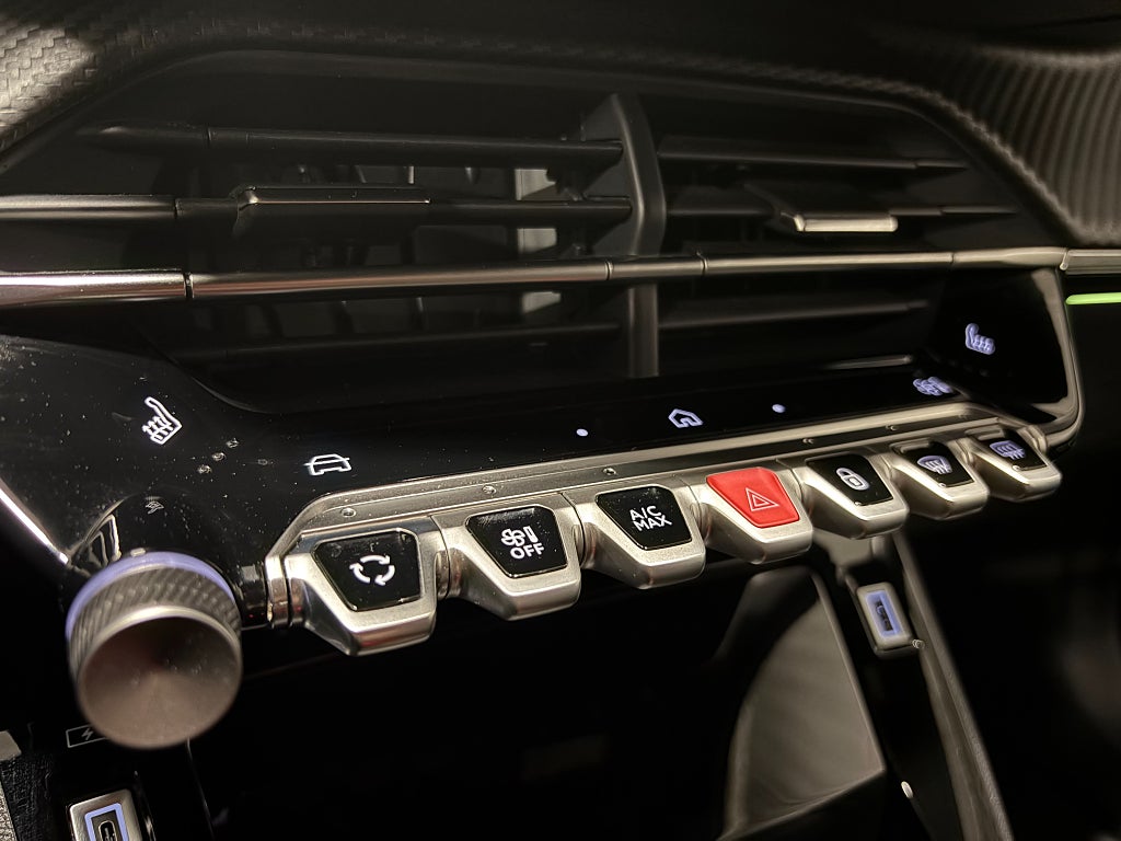 Car Image car-85047-34c2ad7da1085d5a06d41bbd8861d9a0