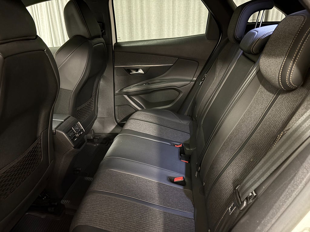 Car Image car-85139-bbada83df0af0d1192ab00ef3a1694d3