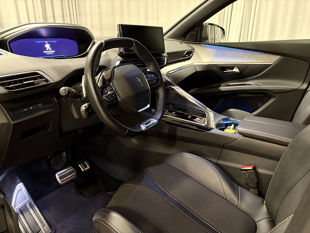 Car Image car-85193-e77d9b0f13746f6db50a5b76bf10b731