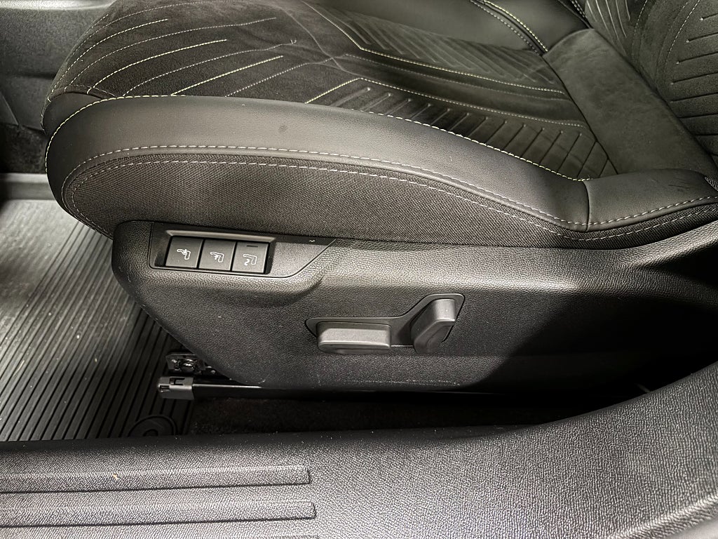 Car Image car-85230-dec64a1807c6a76225d20bd6a1556cf4