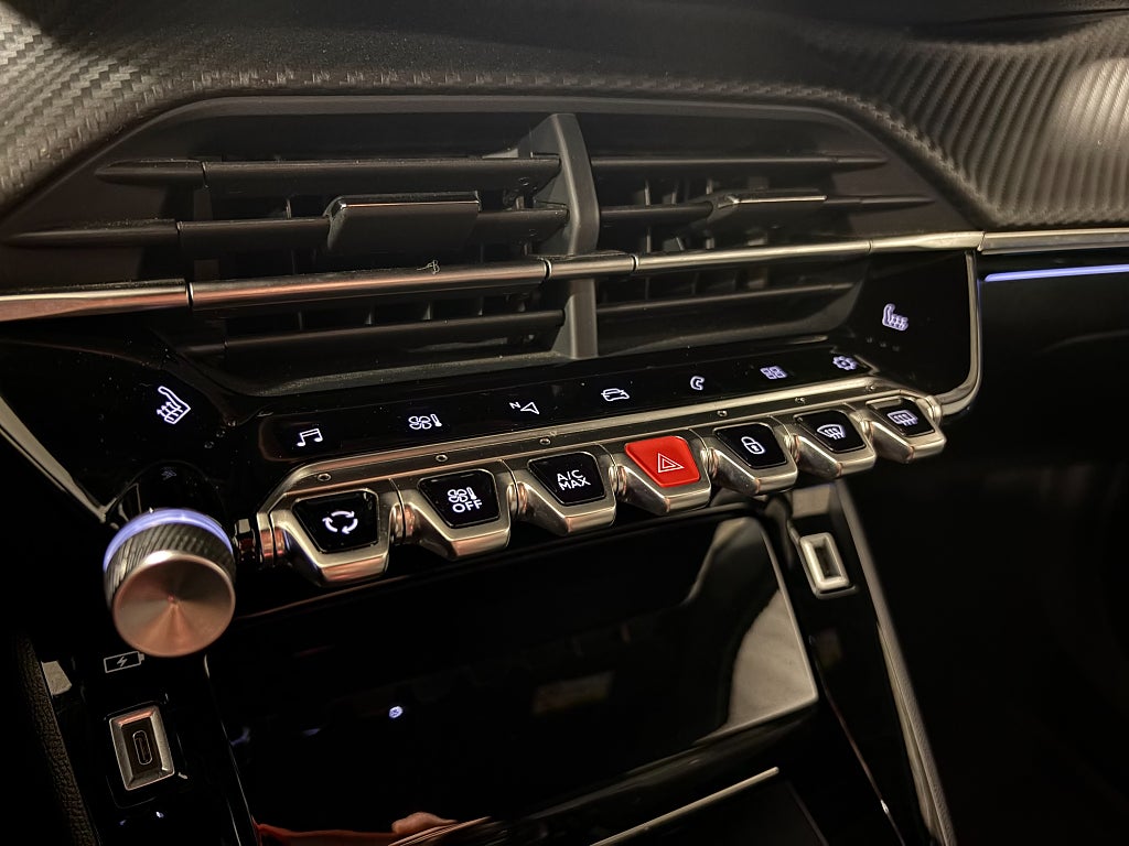 Car Image car-85413-8a5bf4ce841ddda5015be4cfde0d45f0
