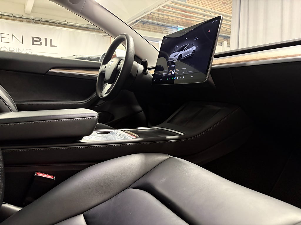 Car Image car-85445-0c3a8fa4f43e025efac9ae765ae4e630