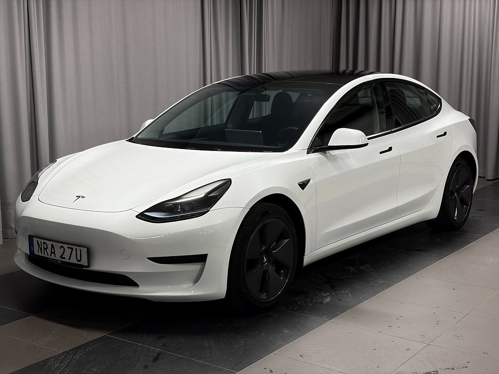 Car Image car-85445-582af1ef6d3b915037c3478de3bdfccf