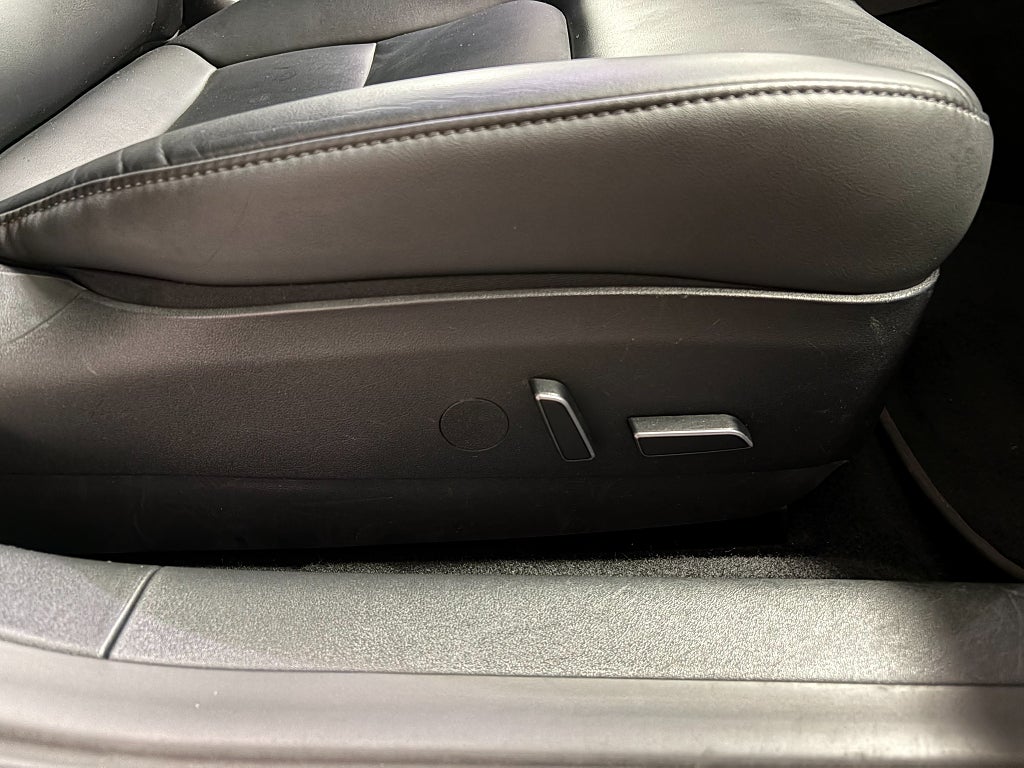 Car Image car-85445-b7d21ec207c7aeaf85fa24e2d0b8cbe8