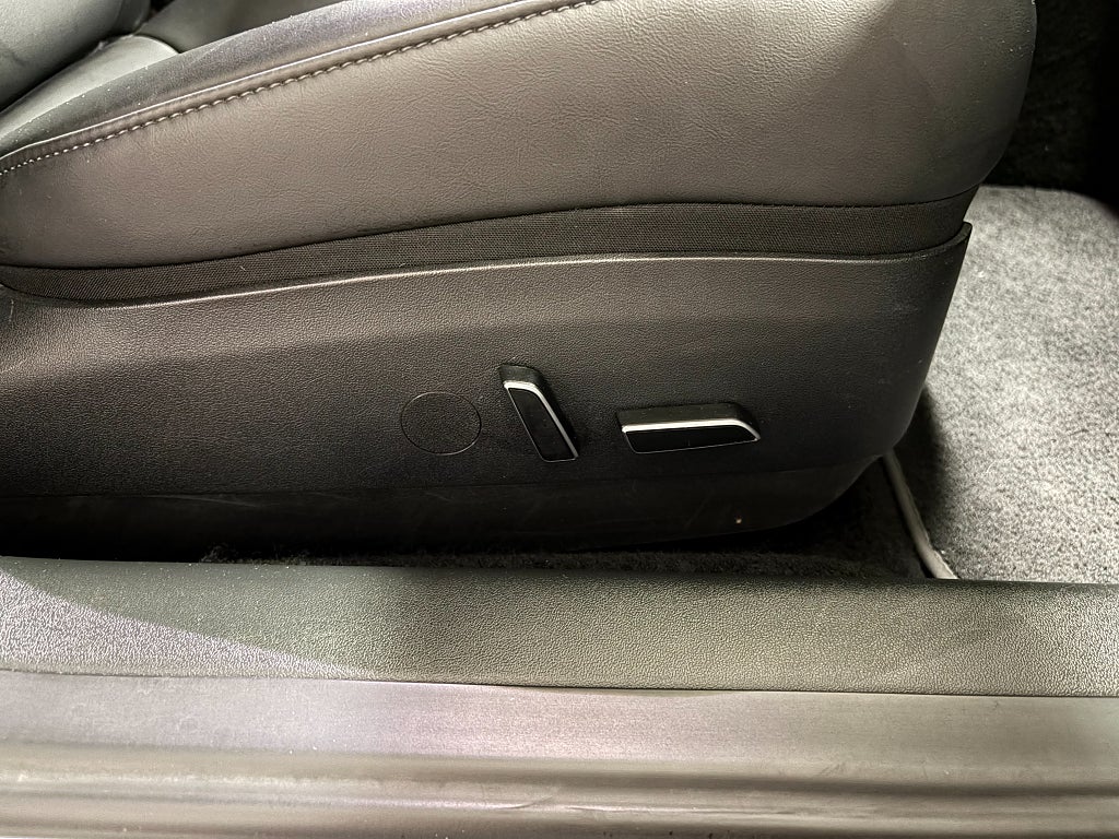 Car Image car-85574-9ed0c82cc3da6737ecff896d0270090f