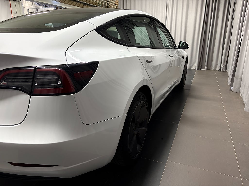 Car Image car-85574-a706962465951b769031d4cb3d804a6d