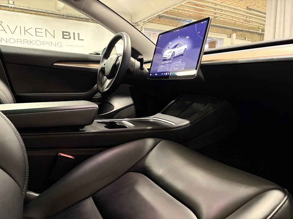 Car Image car-85574-fd8a6ed5cd2967fefbca2f64737f1076