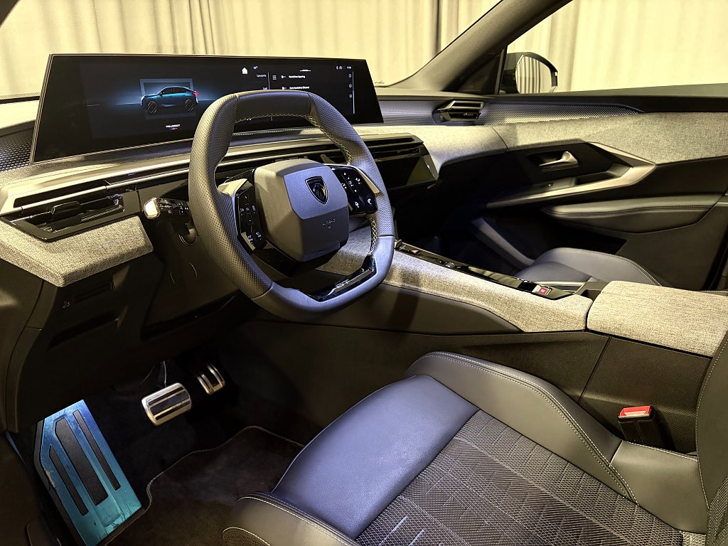Car Image car-85649-15b06da82d56495dea98a3b2e385b599