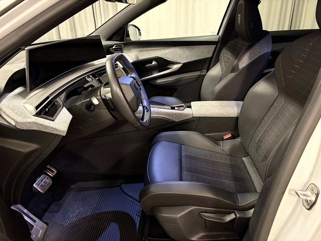 Car Image car-85738-f91bccdfc3136651af6b74ebfcd75688