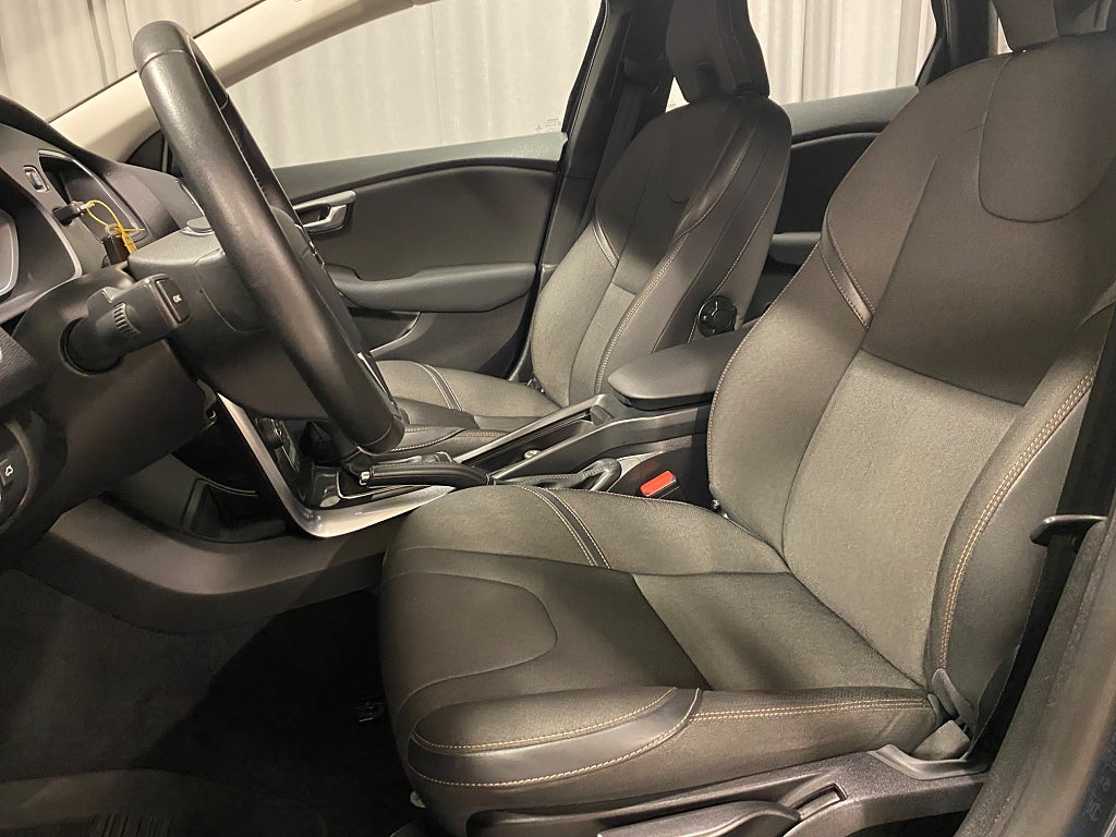 Car Image car-85760-b047a6498119800026bf78b2d3b6be17