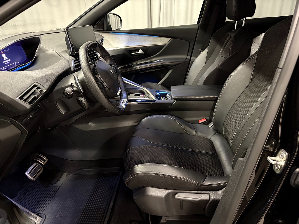 Car Image car-85783-1ff3b1f6bbb9b8efbb306d4c168d8e51