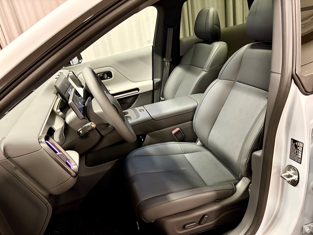 Car Image car-85880-35f3ad48219ace229820f7d7680a8b6f