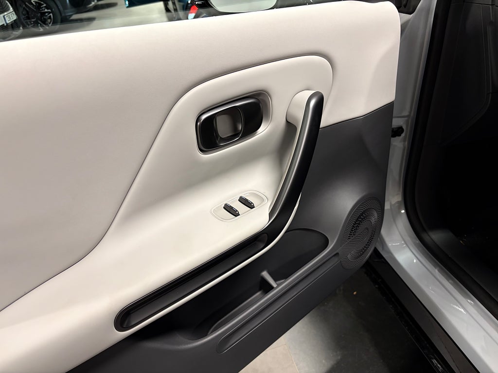 Car Image car-85880-eb5af95d8e179c3f3f83e827486b27e7