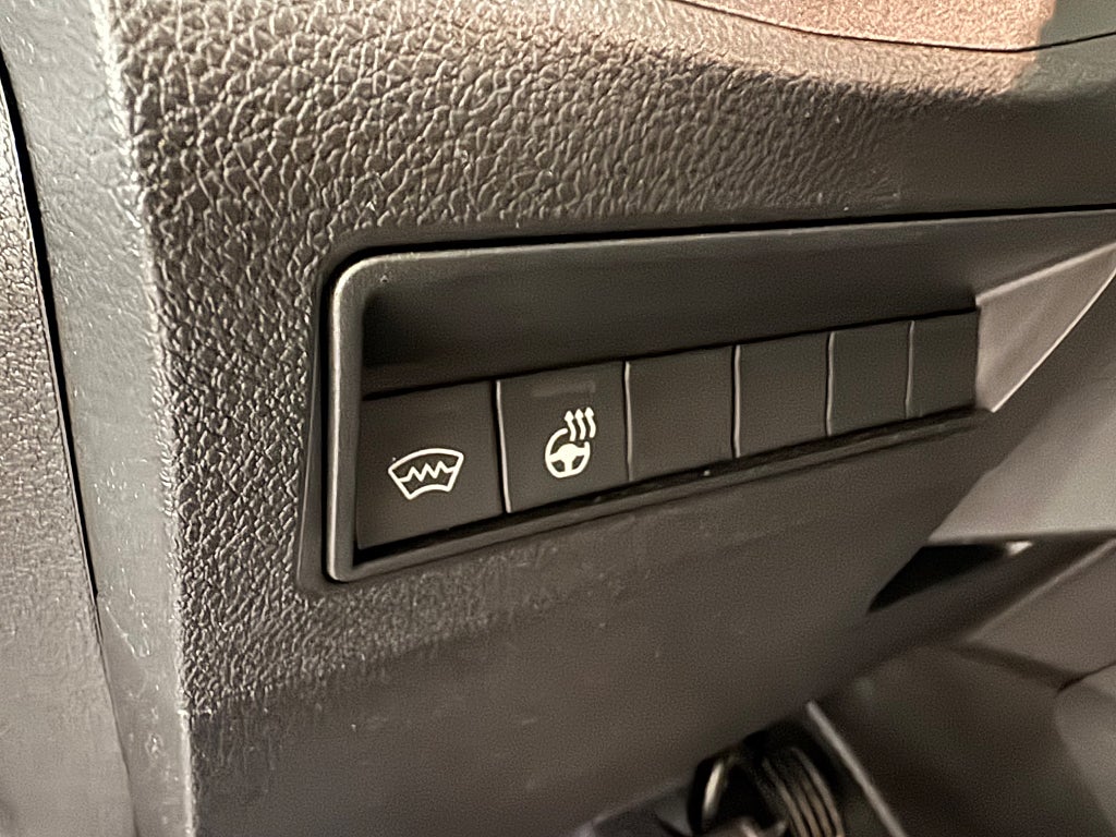 Car Image car-85902-2eec87a438498e84ed1c1e42d8d62d22