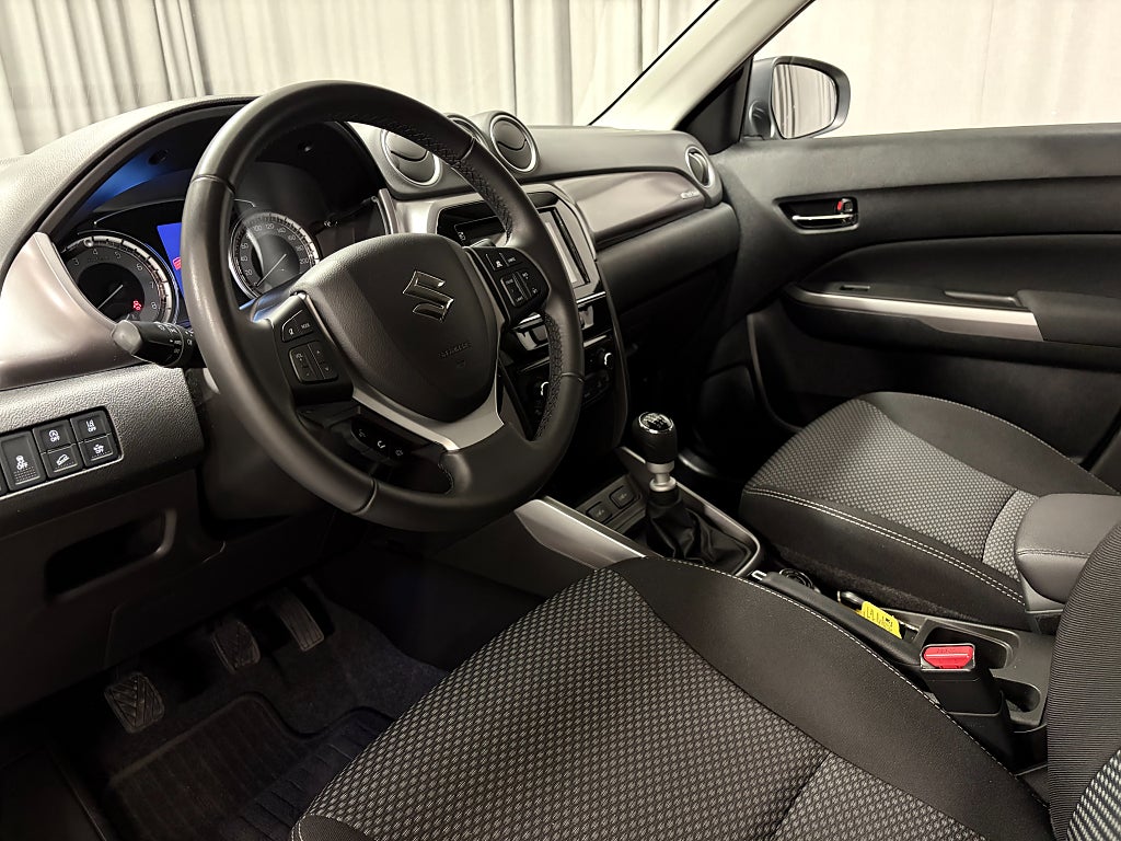 Car Image car-85970-4001bd7531f206ce38b1beeff76b01f5