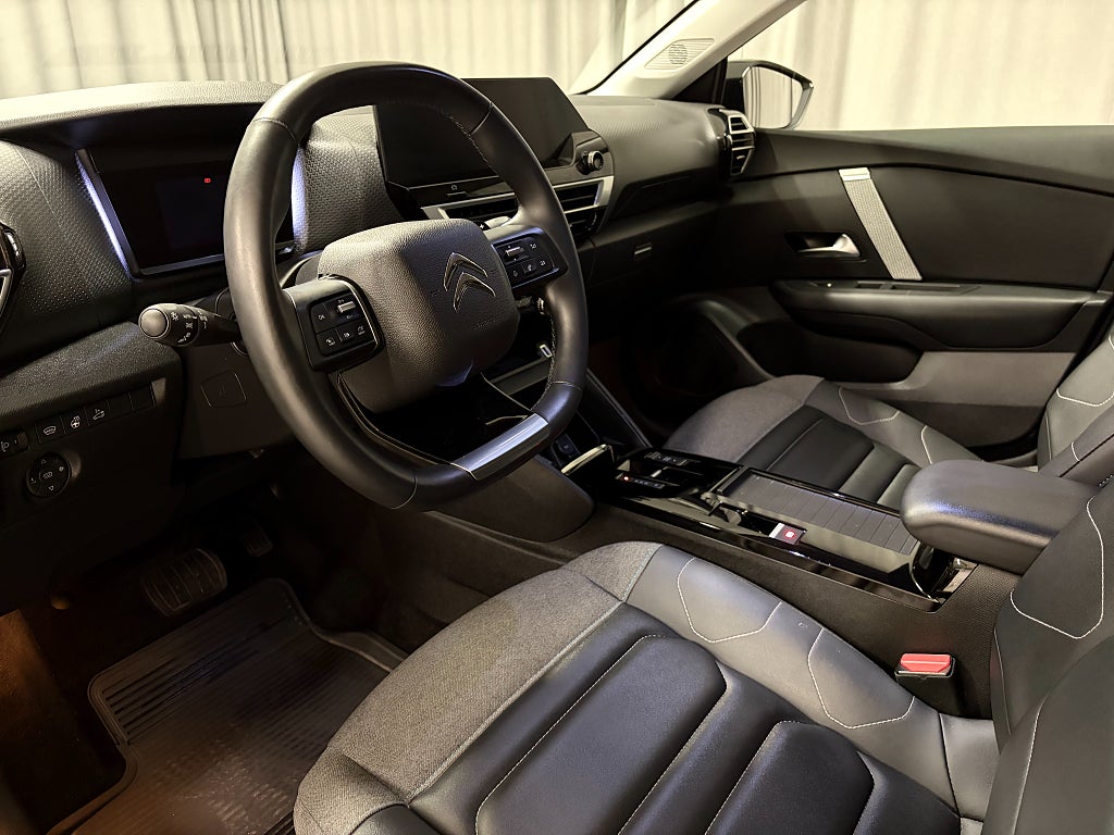 Car Image car-86101-636f7b9b26f7a08735cf4b69b636b7ad