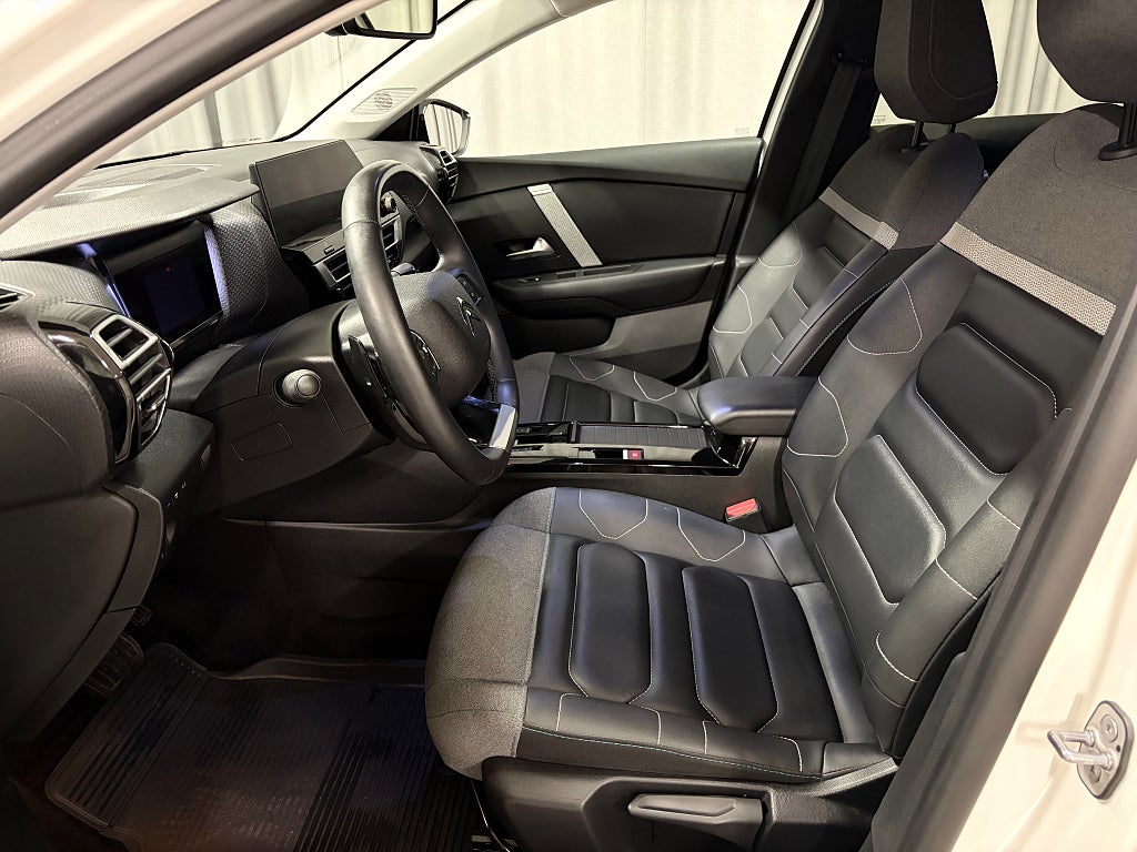 Car Image car-86101-65adf6283fe0d6ad18eab45a08f1b4f5