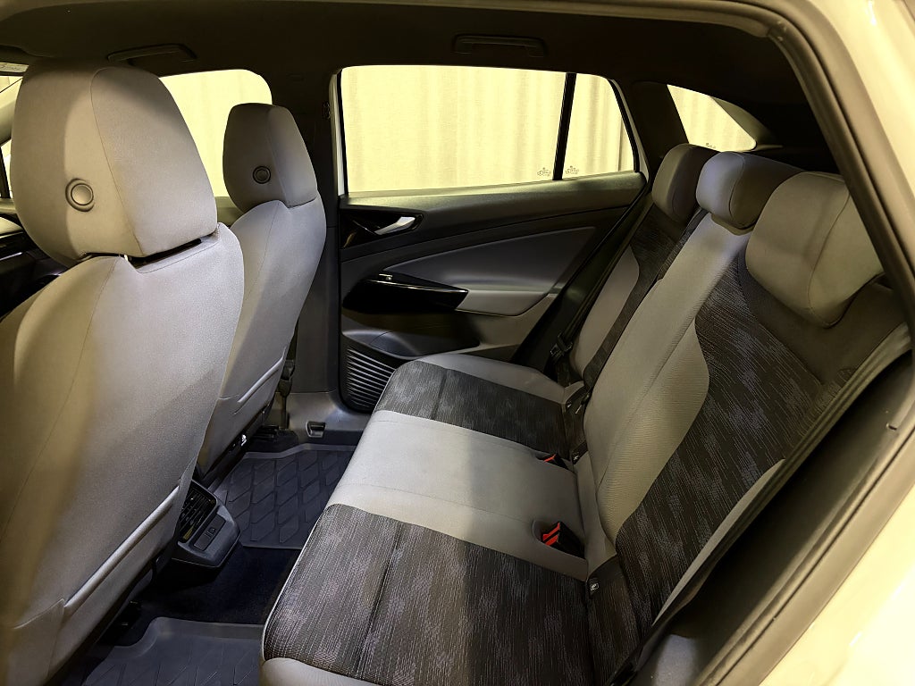 Car Image car-86291-f633ac2e75d6abe145081c2421776ff9