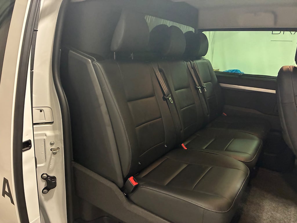 Car Image car-86407-0e0436f583d16709250c50406cb97403