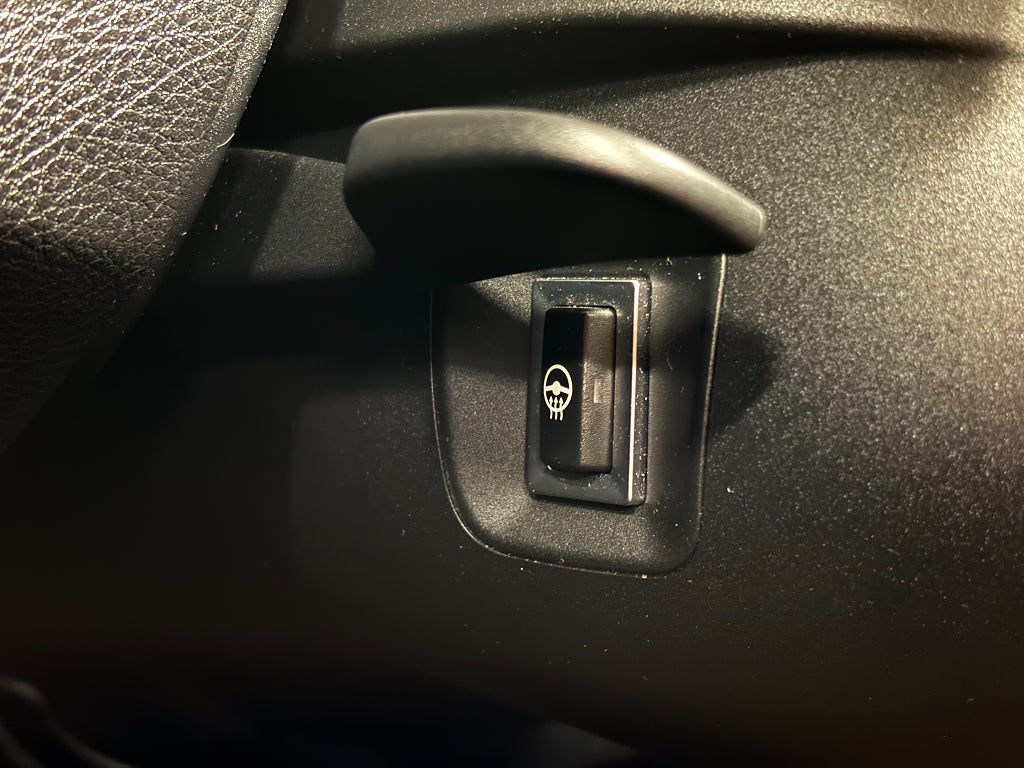 Car Image car-86423-030c6417d2ec7e67cfd1db7cdebd08d3