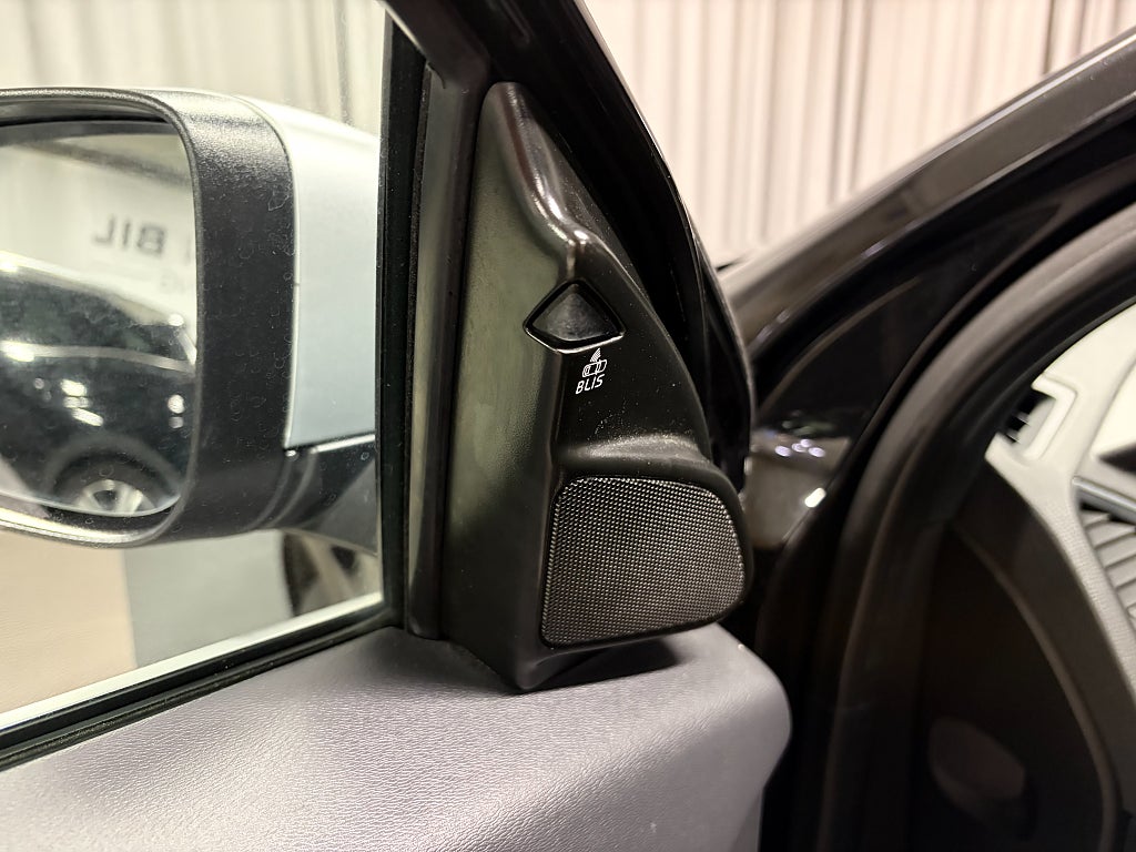 Car Image car-86443-16857f910edee0d4a557362f5762972e