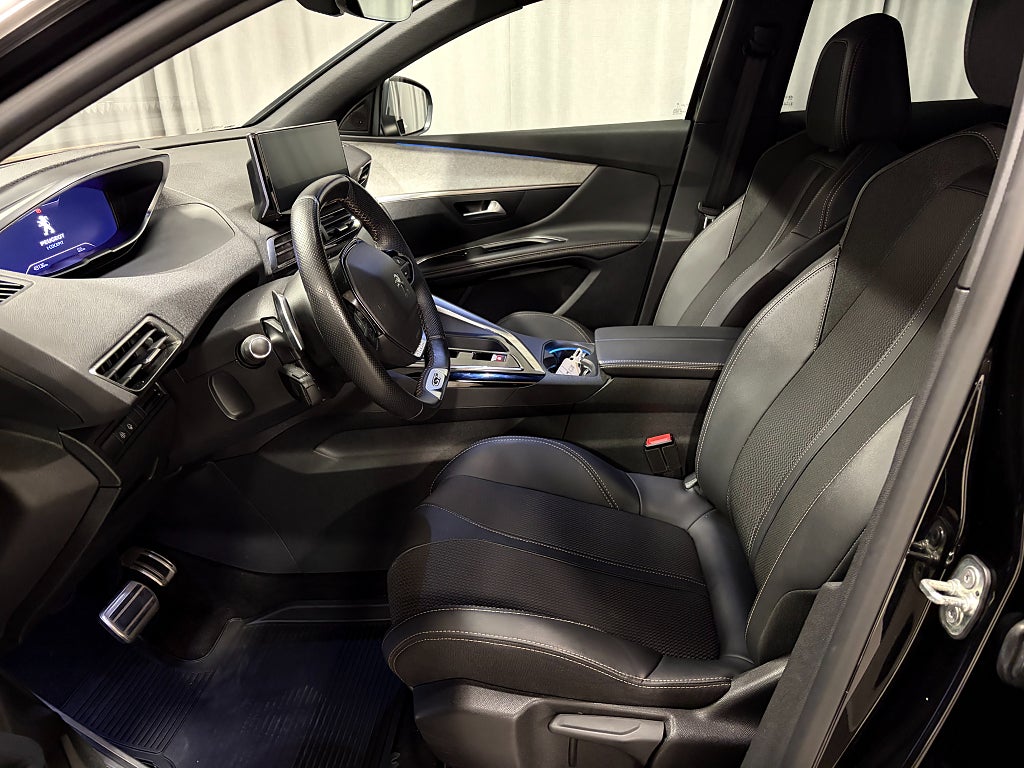 Car Image car-86468-2d34e0599c6c0a88e21437302251e705
