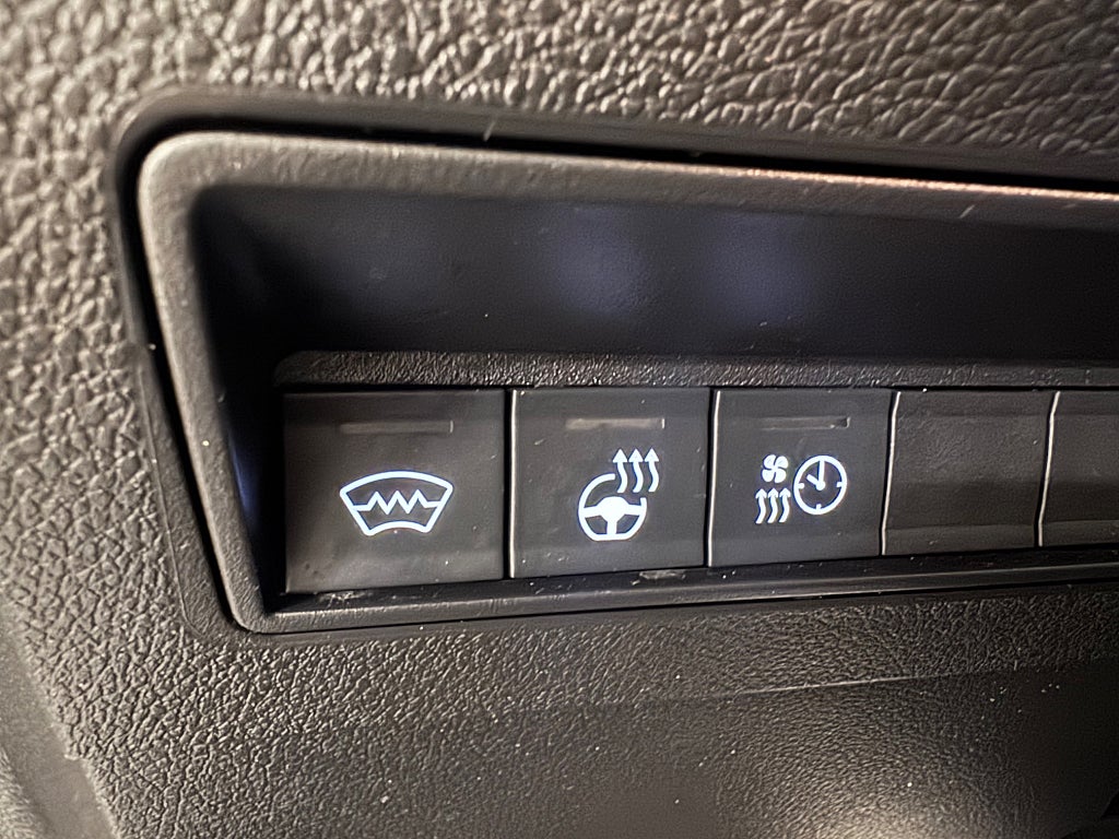 Car Image car-86487-41d63b023dc208251e51a1da8b010872