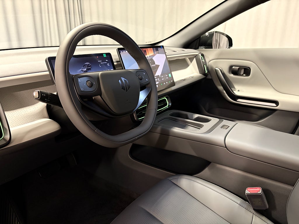 Car Image car-86551-182c400c8e984635931e7e094afaff98