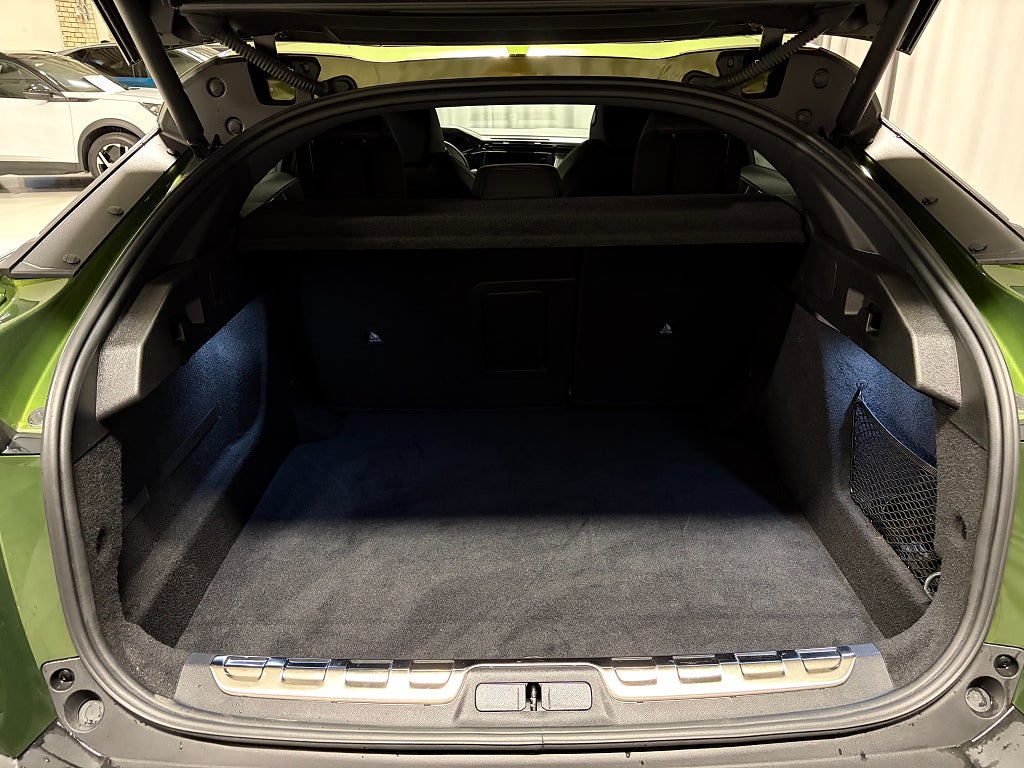 Car Image car-86711-4ce03cf9017f46f39fd2df3194d47769
