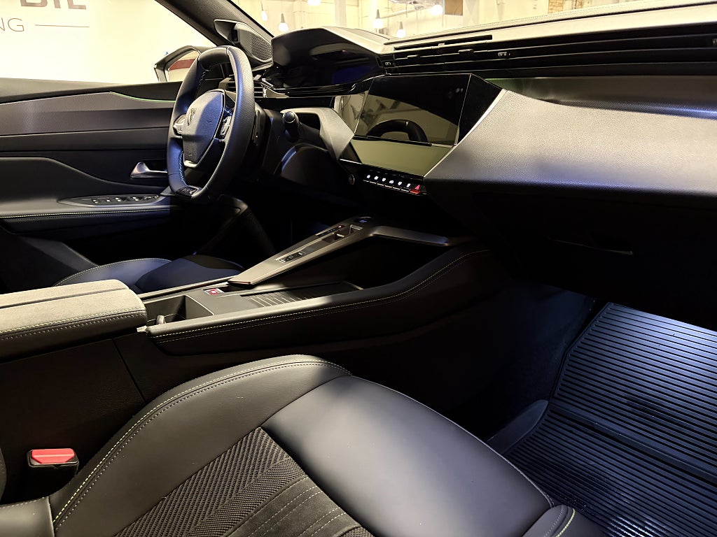Car Image car-86711-e9117ae470694096c2a5846fa0f6d131