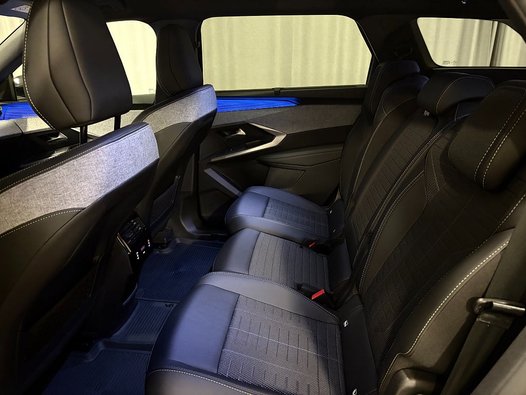 Car Image car-86722-7433c3deba8f9494b63eac64b9e4a60c