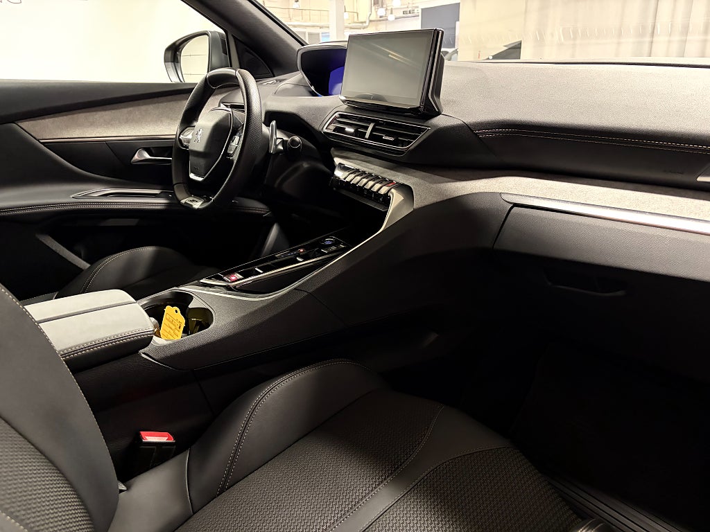 Car Image car-86885-232c80ba66d729e16ed717759a730ae3