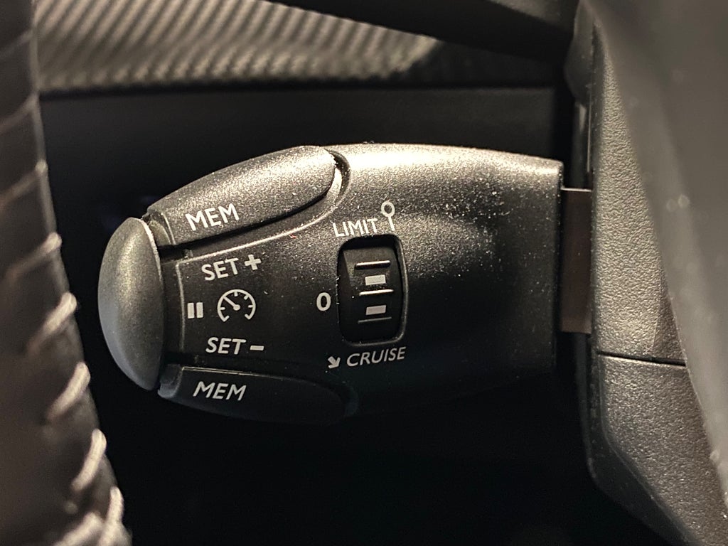 Car Image car-86923-39a2d06b0af1ed4eaa3afcb3ac299448