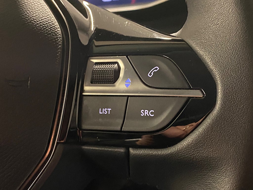 Car Image car-86923-d32b8e3630b23b51b67a122ce955131f