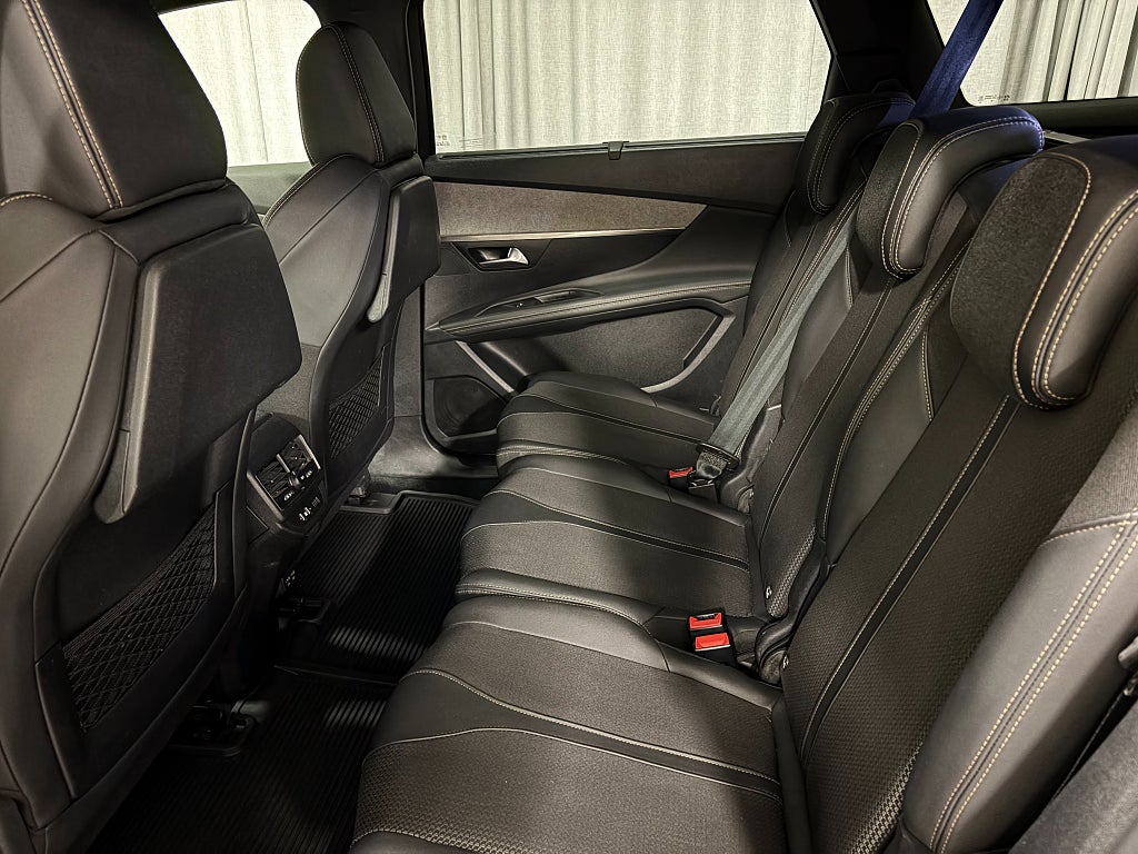 Car Image car-86951-14ac3c2f05529ff1d9f588edbcdf21df